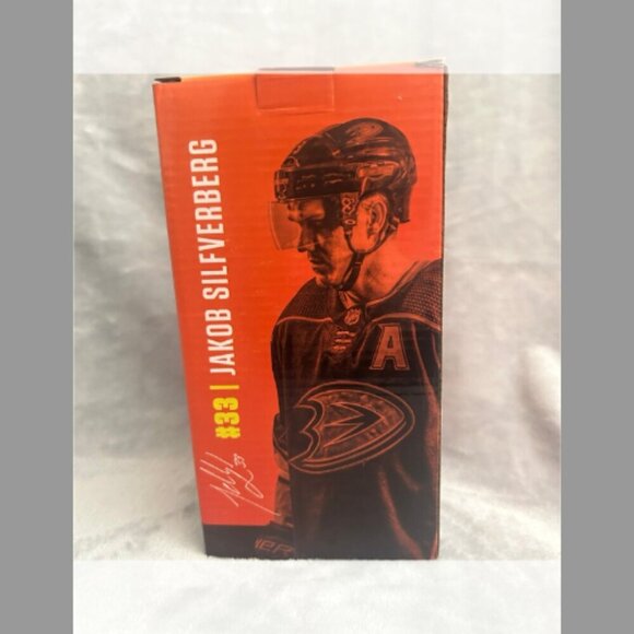 Jakob Silfverberg "Jakgnome" Figurine Anaheim Ducks 2022 - Picture 3 of 6
